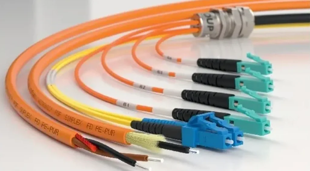 مقایسه فیبر نوری Single Mode و Multimode در شبکه‌های دیتا و اینترنت